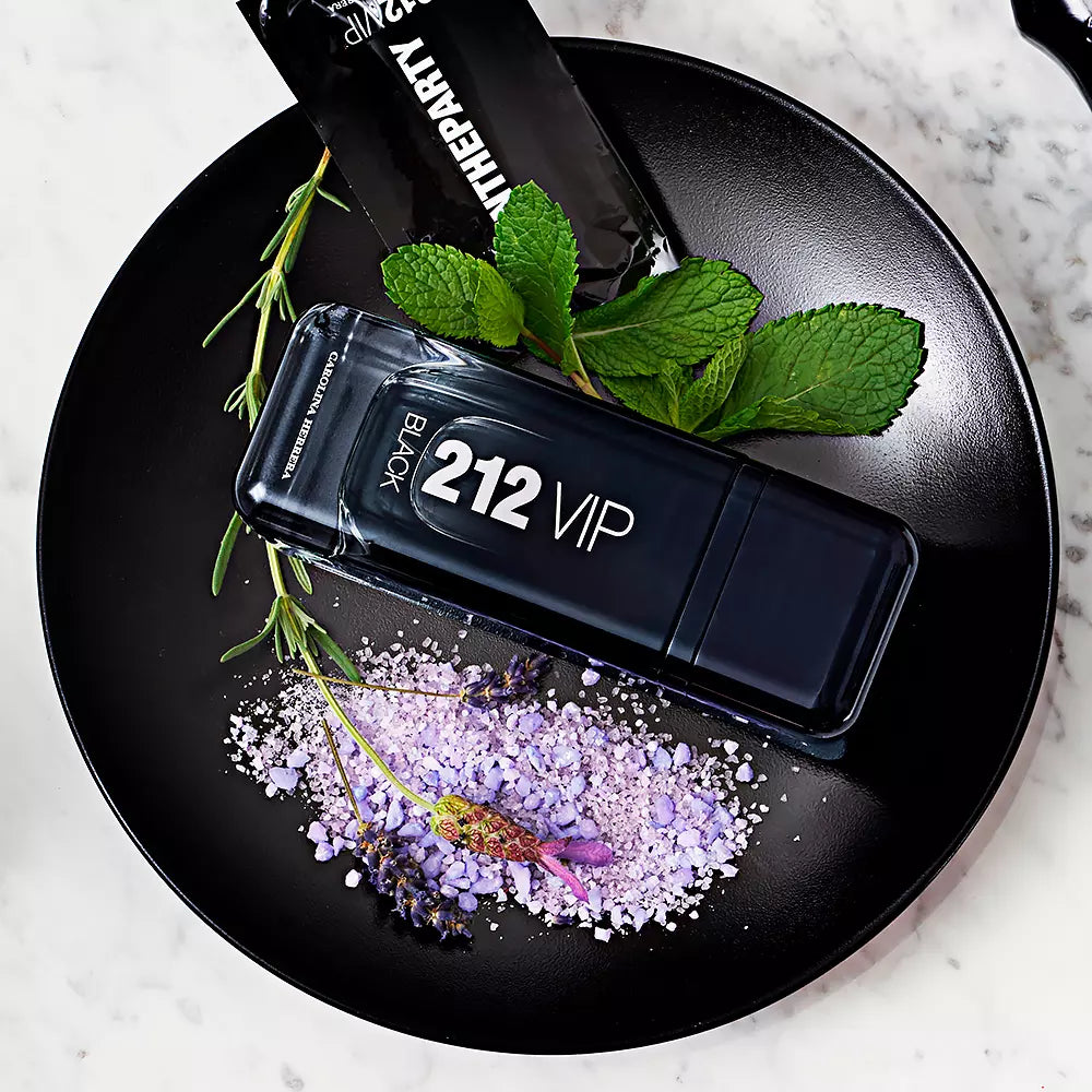 Carolina Herrera 212 VIP Black Eau de Parfum 100 ml - Perfumerie X